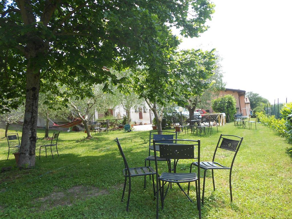 Santa Croce Βίλα Fossato di Vico Εξωτερικό φωτογραφία