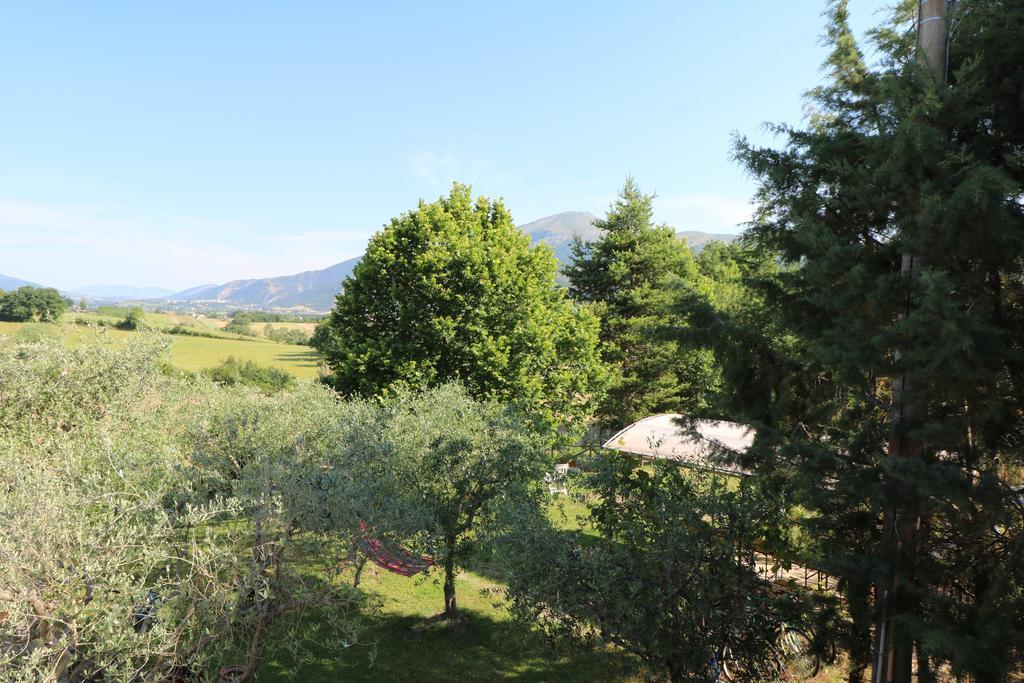 Santa Croce Βίλα Fossato di Vico Εξωτερικό φωτογραφία
